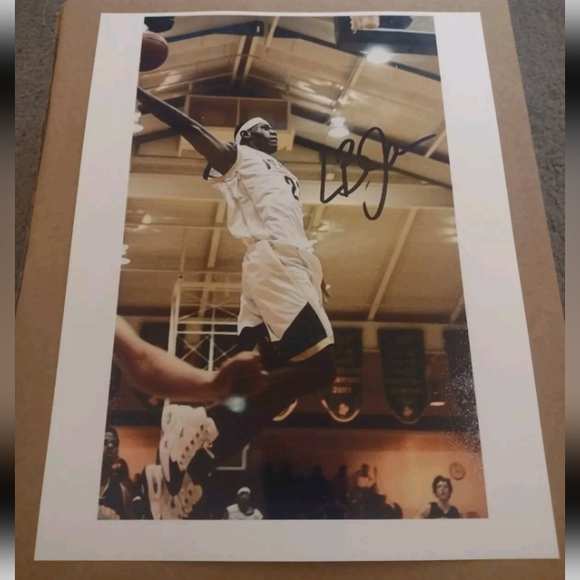 BRAND NEW! LEBRON JAMES HS IRISH☘️ULTRA GLOSSY 8.5x11 BASKETBALL REPRINT POSTER! - Picture 4 of 8